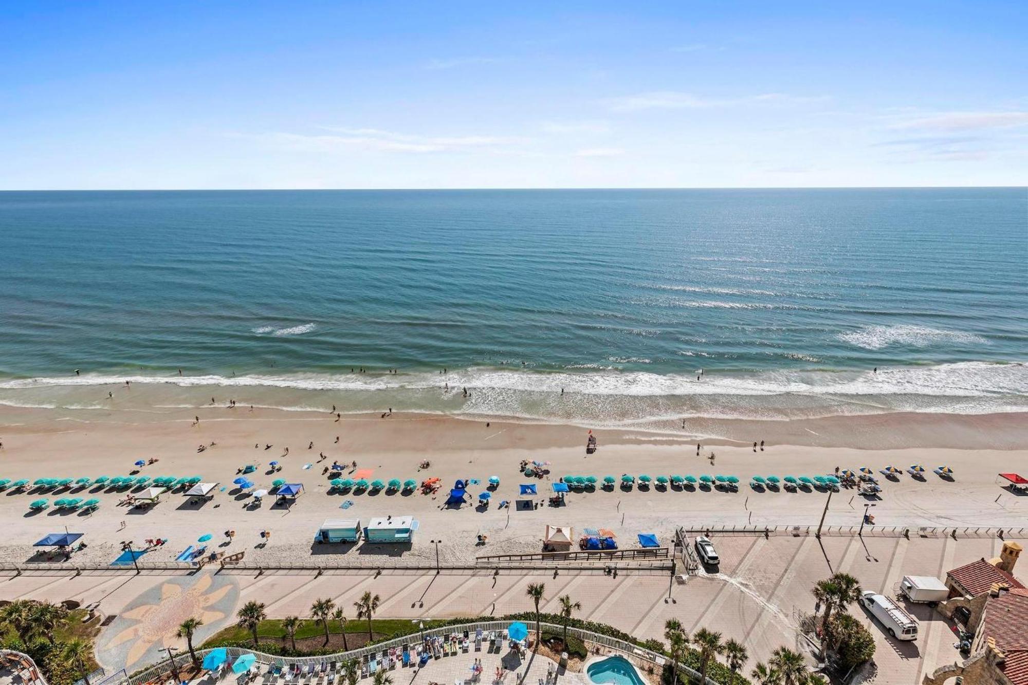 Daytona Ocean Walk Resort 1707 Daytona Beach Exterior photo