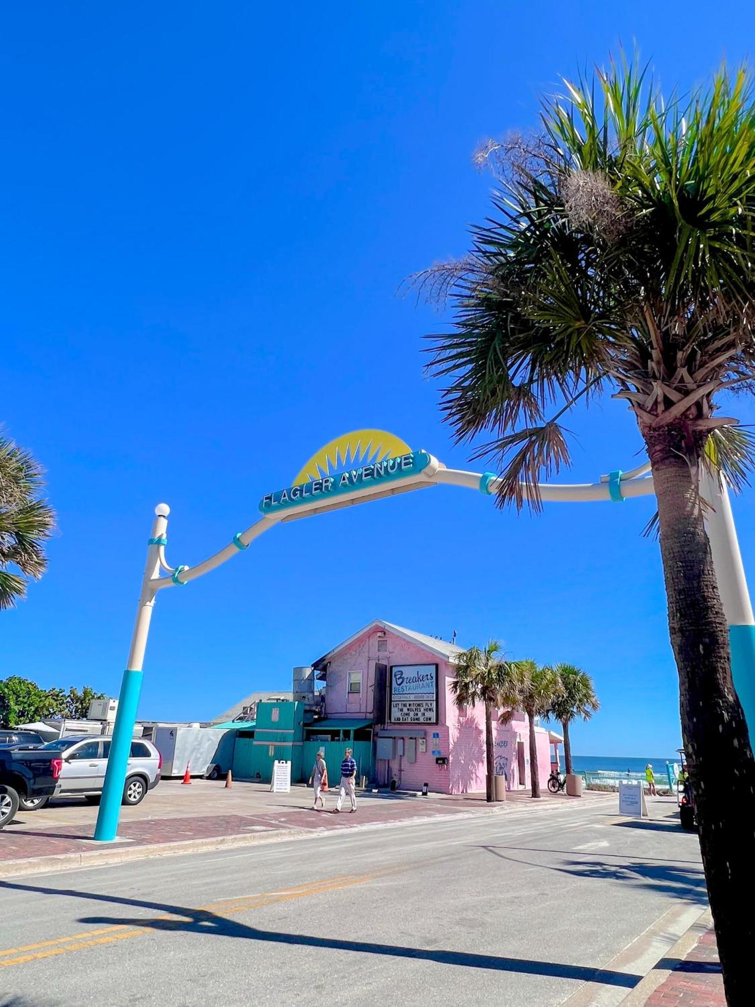 Daytona Ocean Walk Resort 1707 Daytona Beach Exterior photo